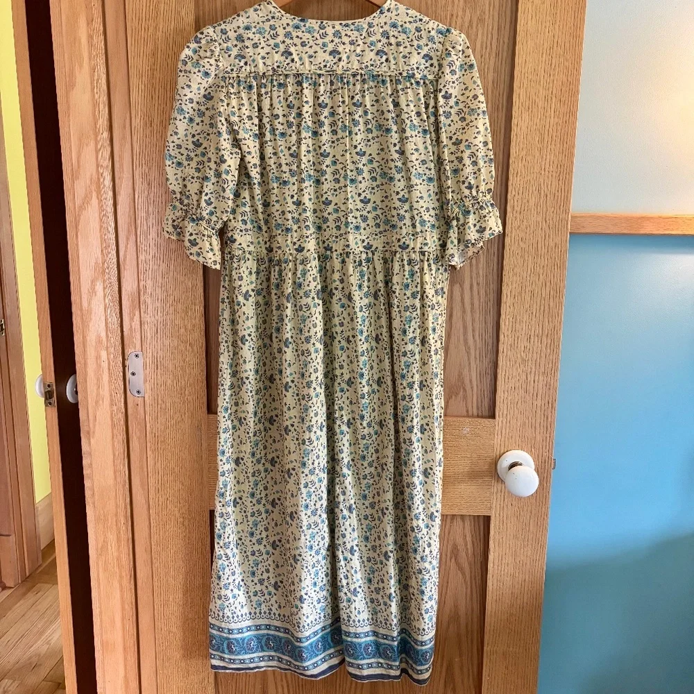 Christy Dawn Della Dress Size Medium White & Blue Cotton/Silk Blend Floral - Picture 3 of 8